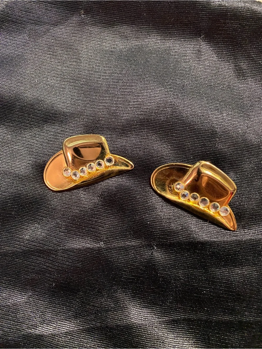 N/A stylish gold